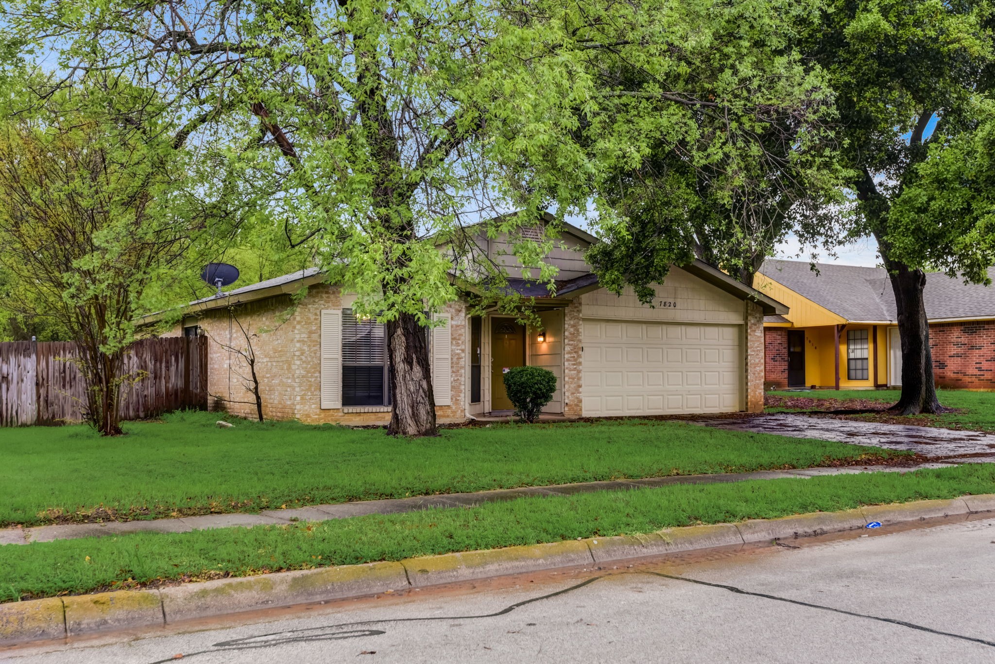 7820 Portman Avenue Fort Worth TX 76112