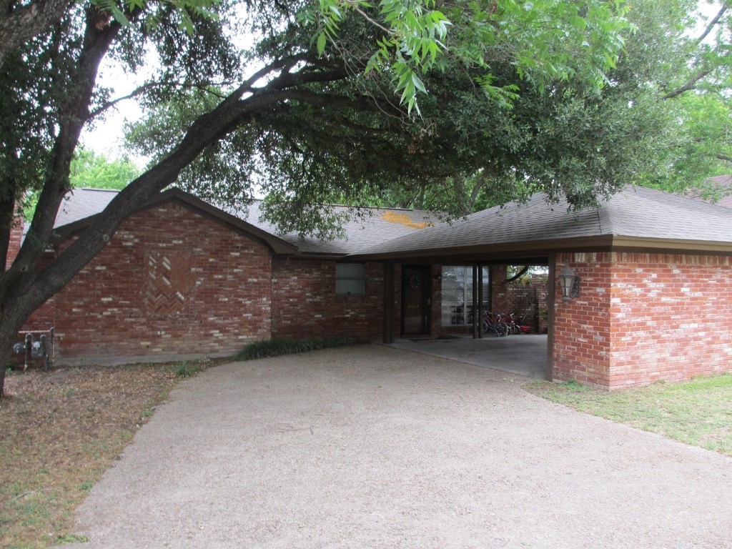 410 N Thompson Street Hillsboro TX 76645