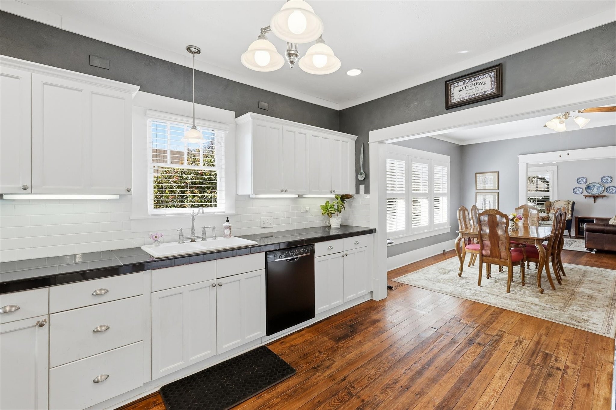 905 Tucker Street Mckinney TX 75069
