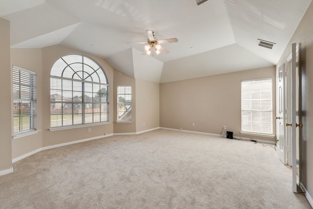 8300 Charleston Street Irving TX 75063