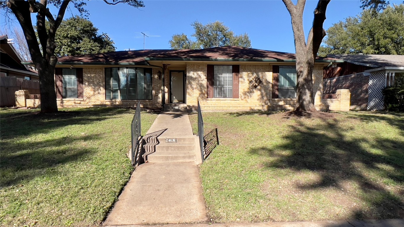 2461 Club Terrace Drive Dallas TX 75237