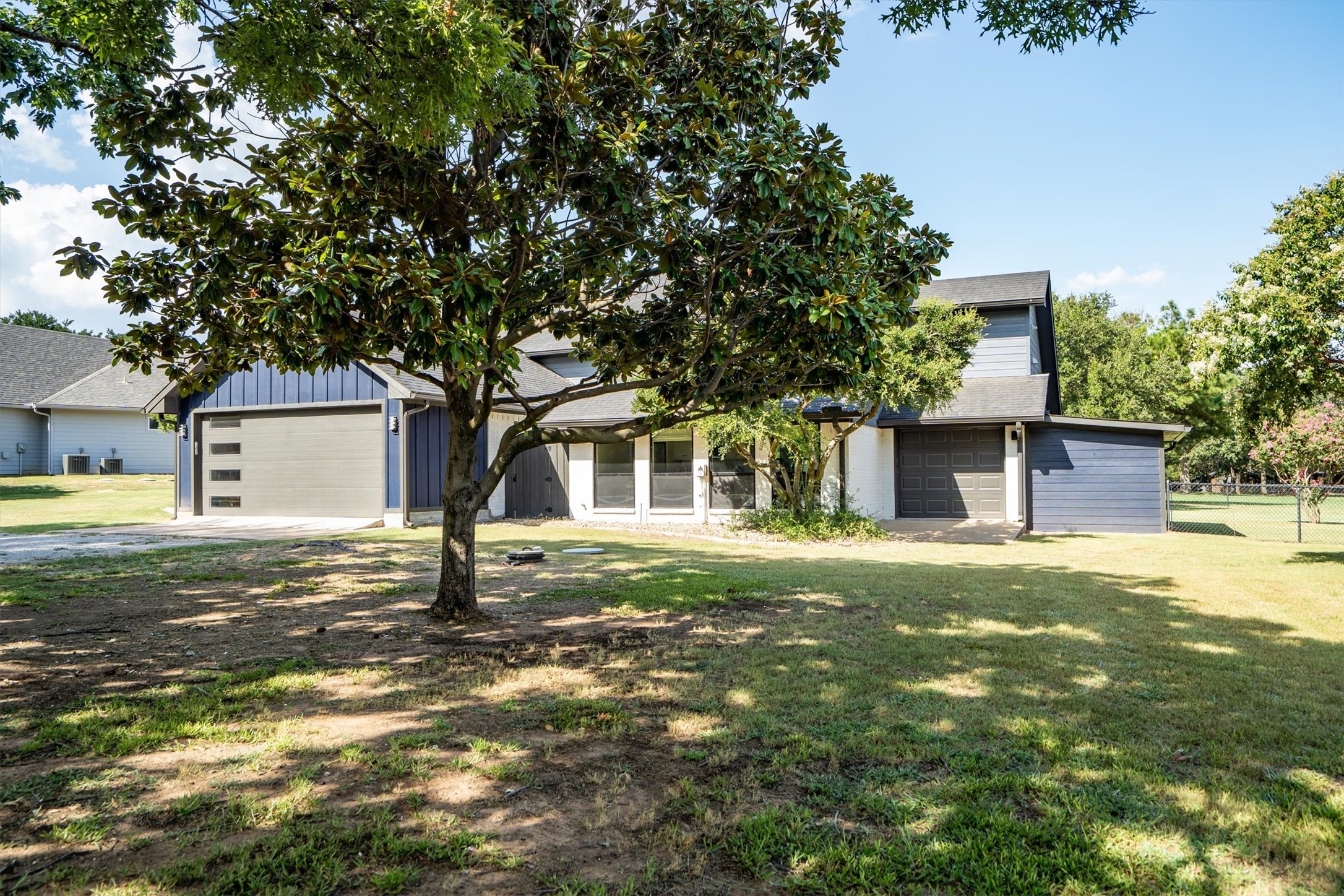117 Modoc Trail Lake Kiowa TX 76240