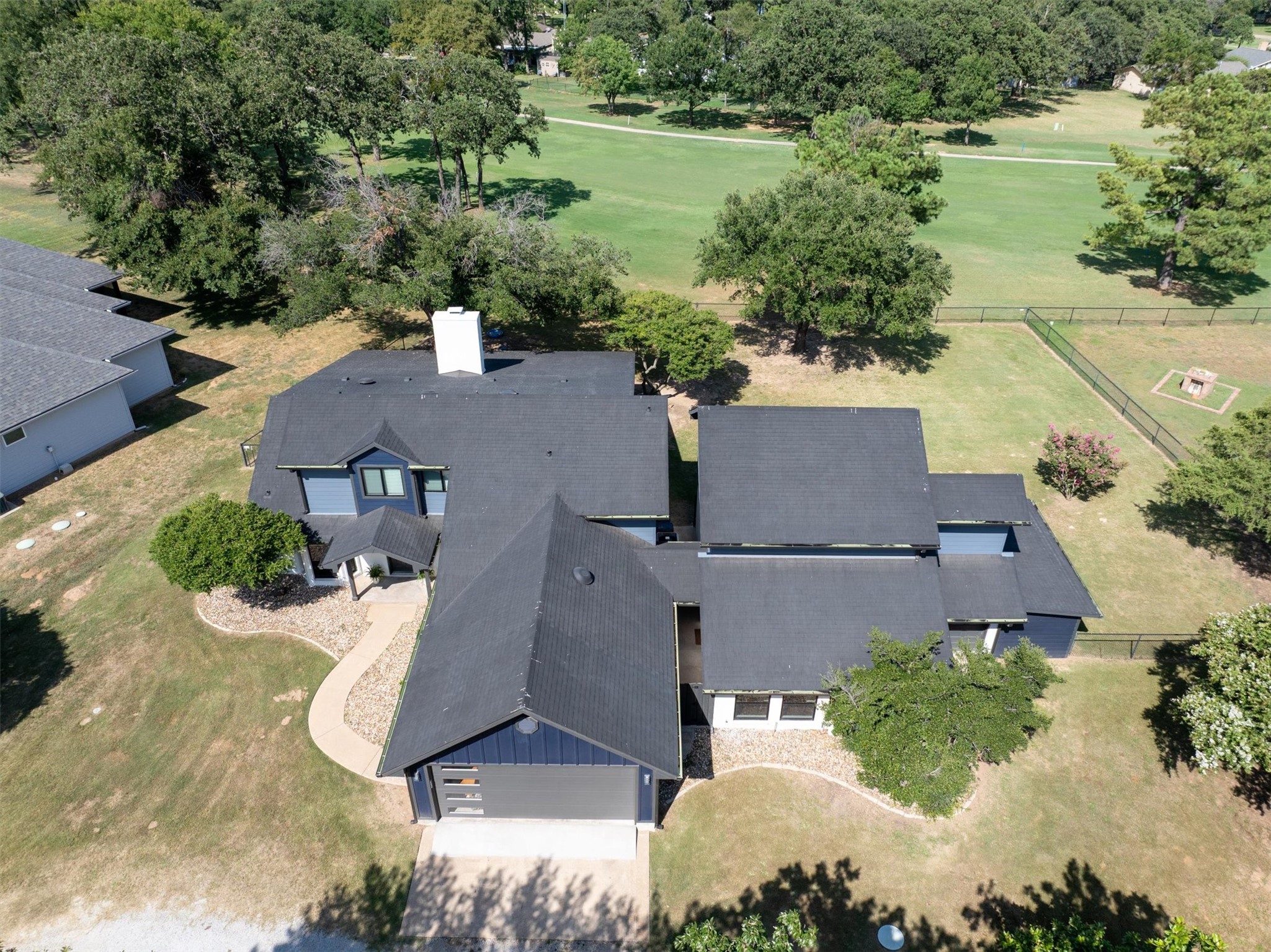 117 Modoc Trail Lake Kiowa TX 76240