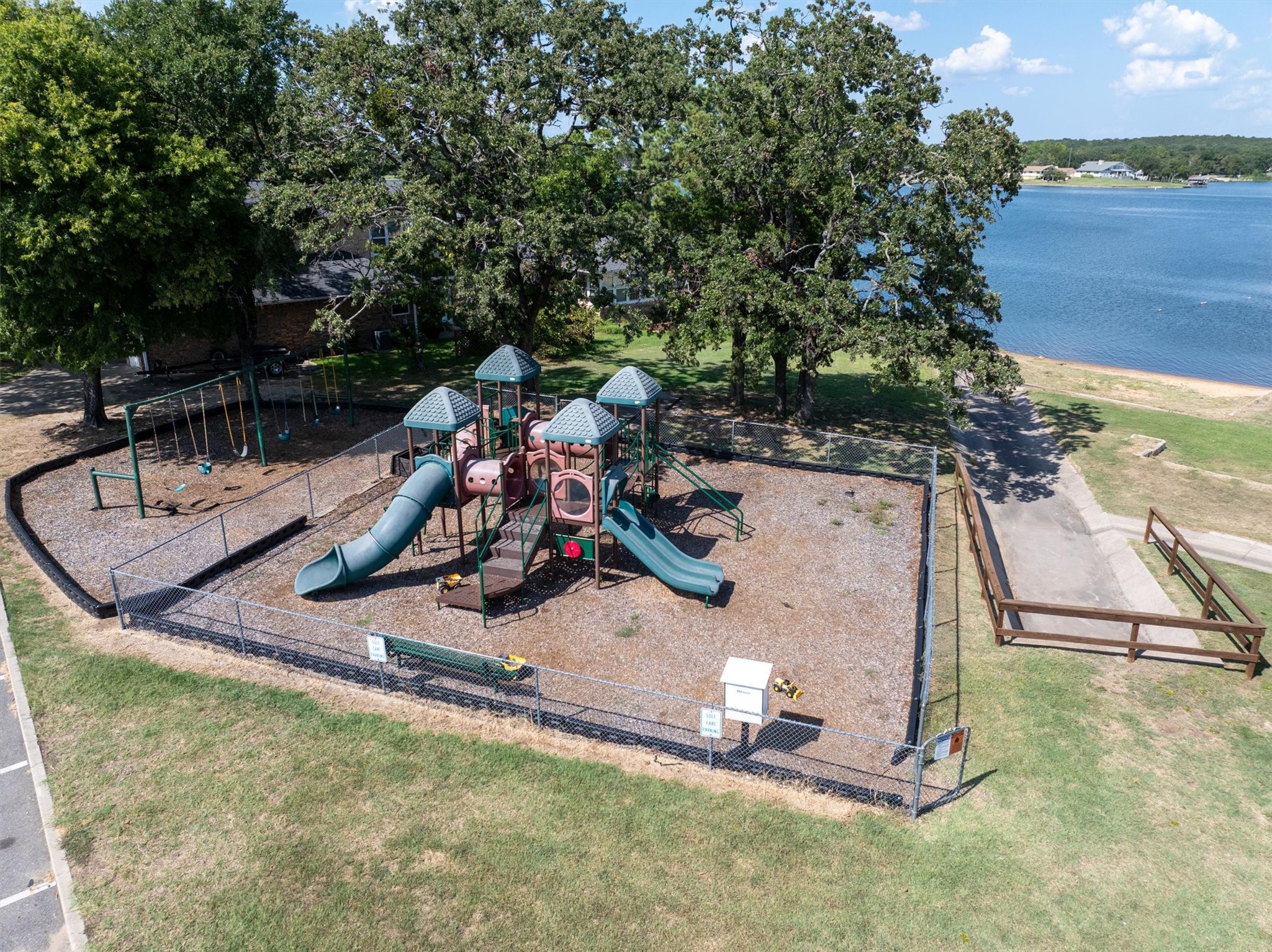 117 Modoc Trail Lake Kiowa TX 76240