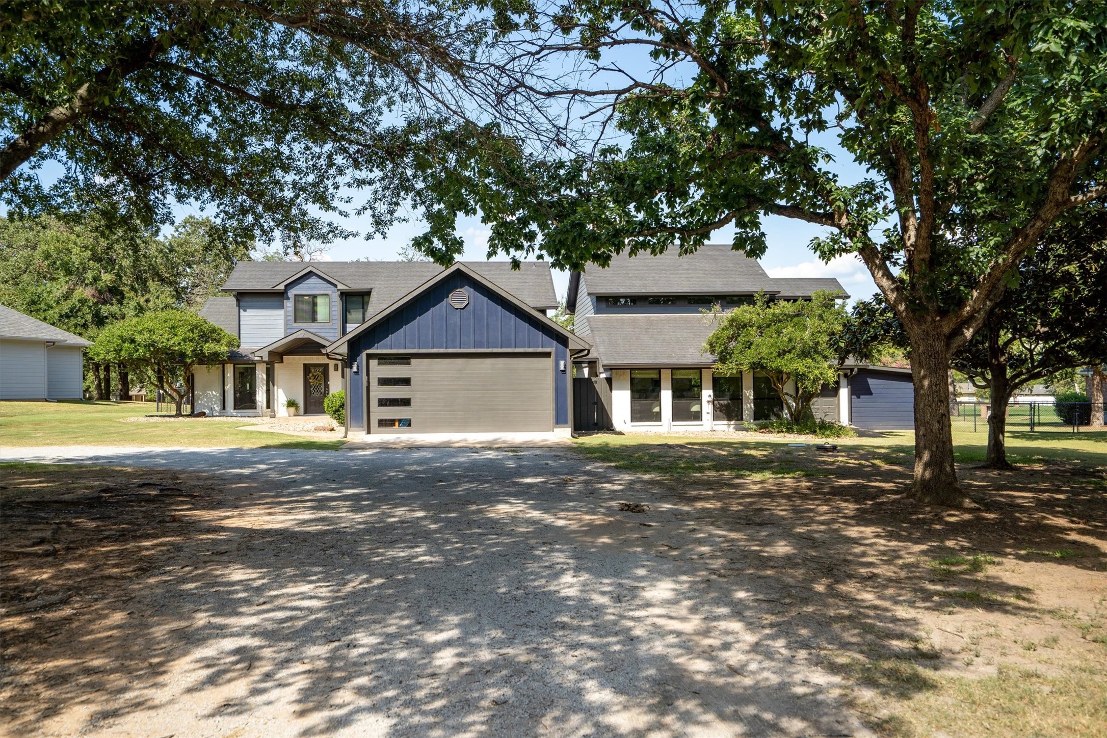 117 Modoc Trail Lake Kiowa TX 76240