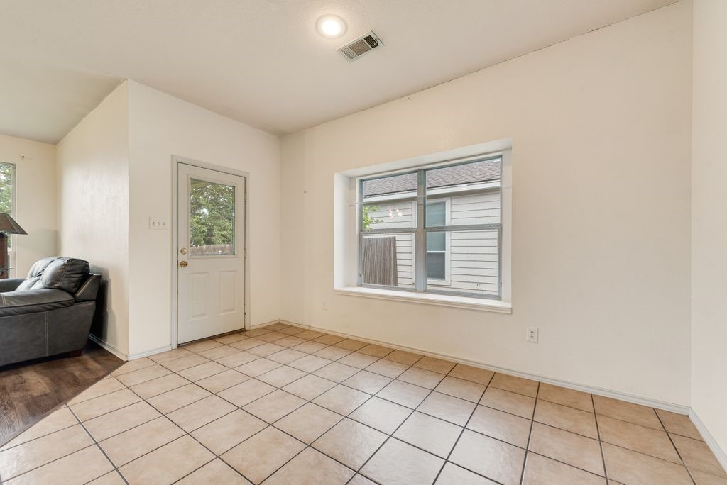 1008 Fort Apache Drive Fort Worth TX 76052
