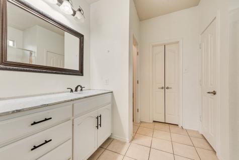 1008 Fort Apache Drive Fort Worth TX 76052