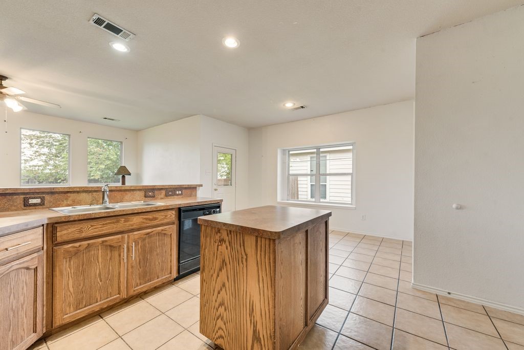 1008 Fort Apache Drive Fort Worth TX 76052