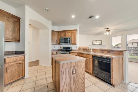 1008 Fort Apache Drive Fort Worth TX 76052