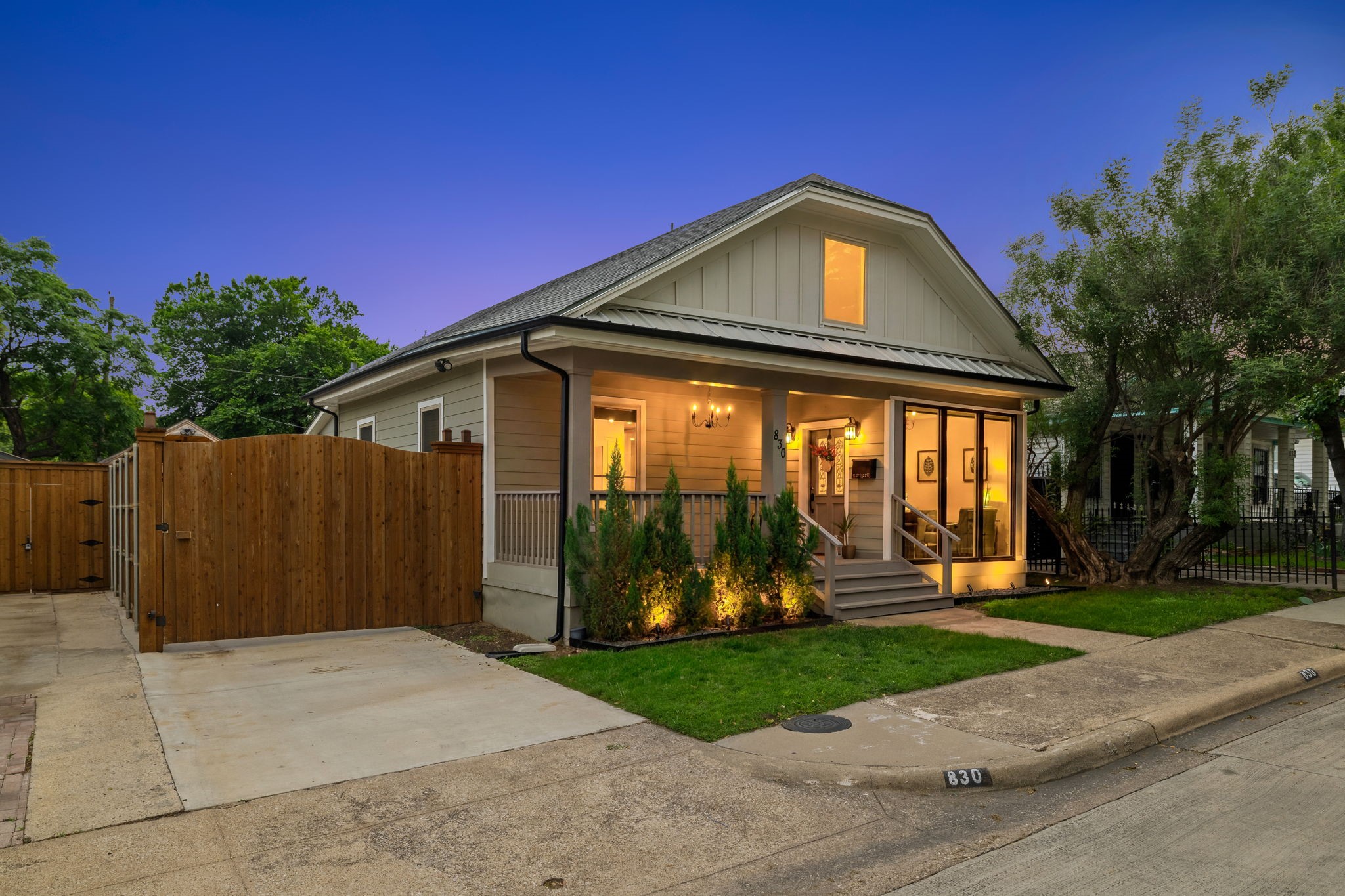 830 W Canty Street Dallas TX 75208
