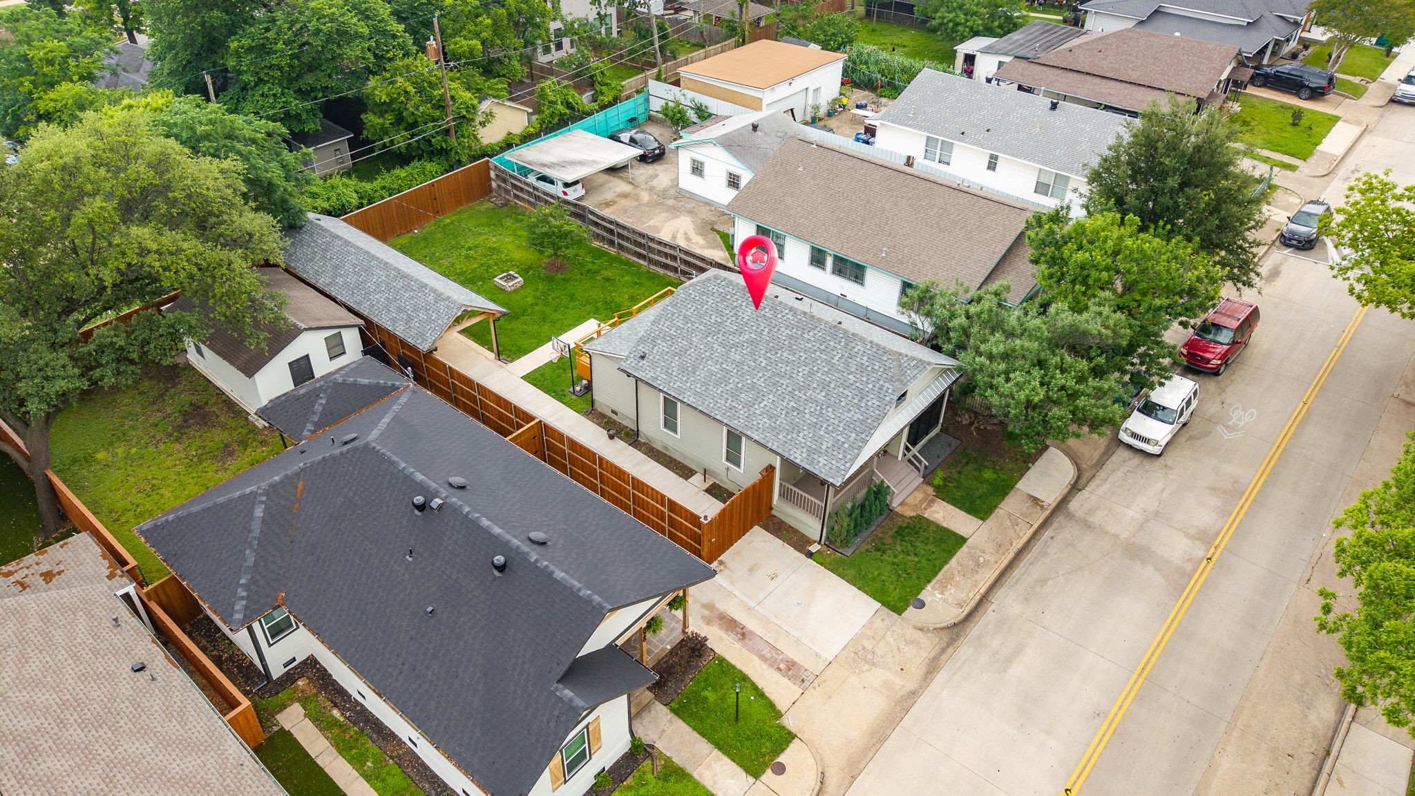 830 W Canty Street Dallas TX 75208