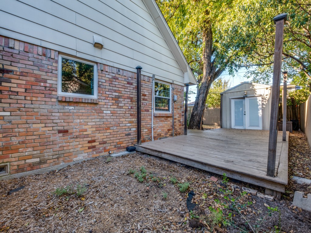 6153 Glennox Lane Dallas TX 75214