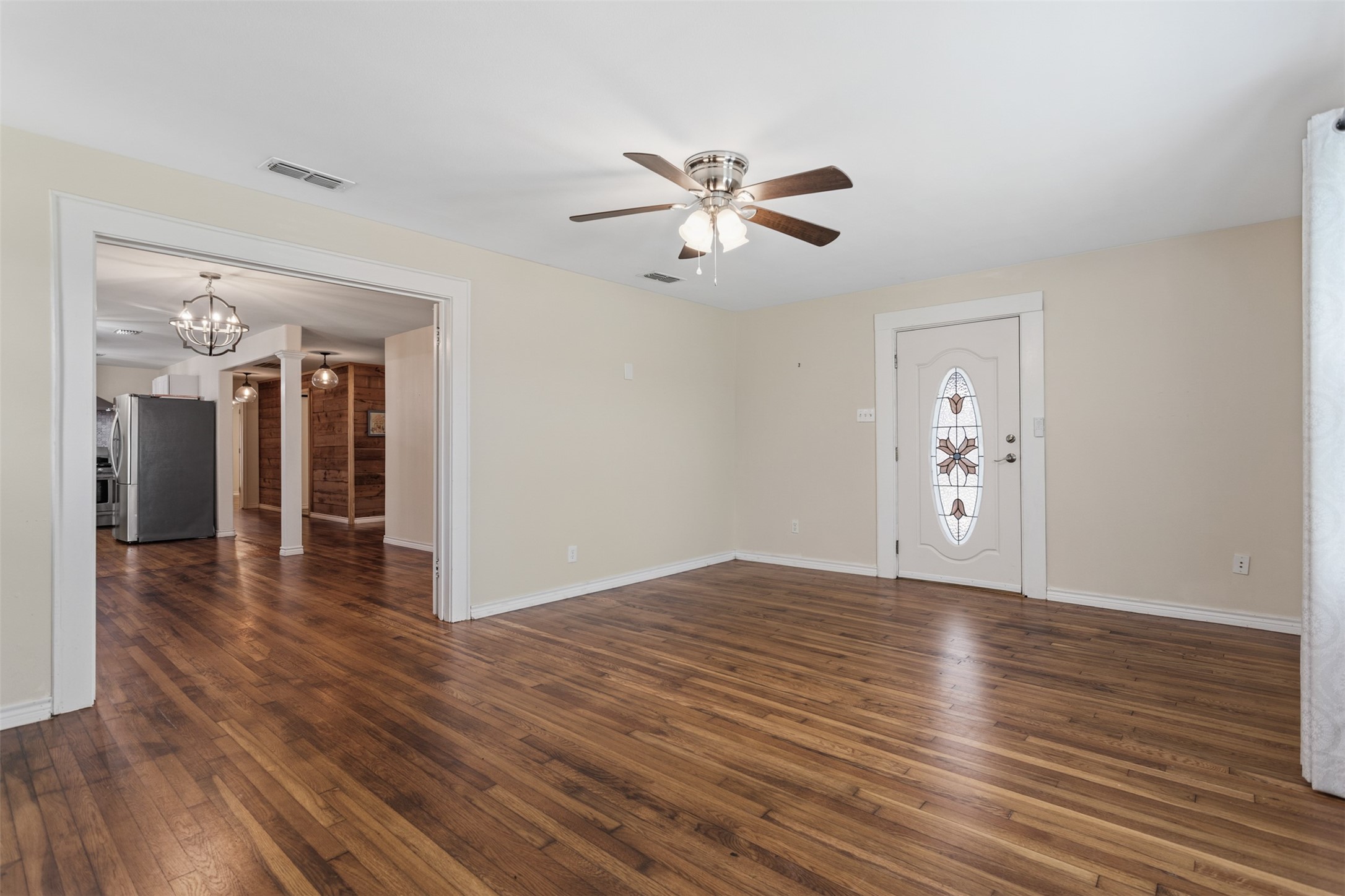 310 N Line Street Mineola TX 75773