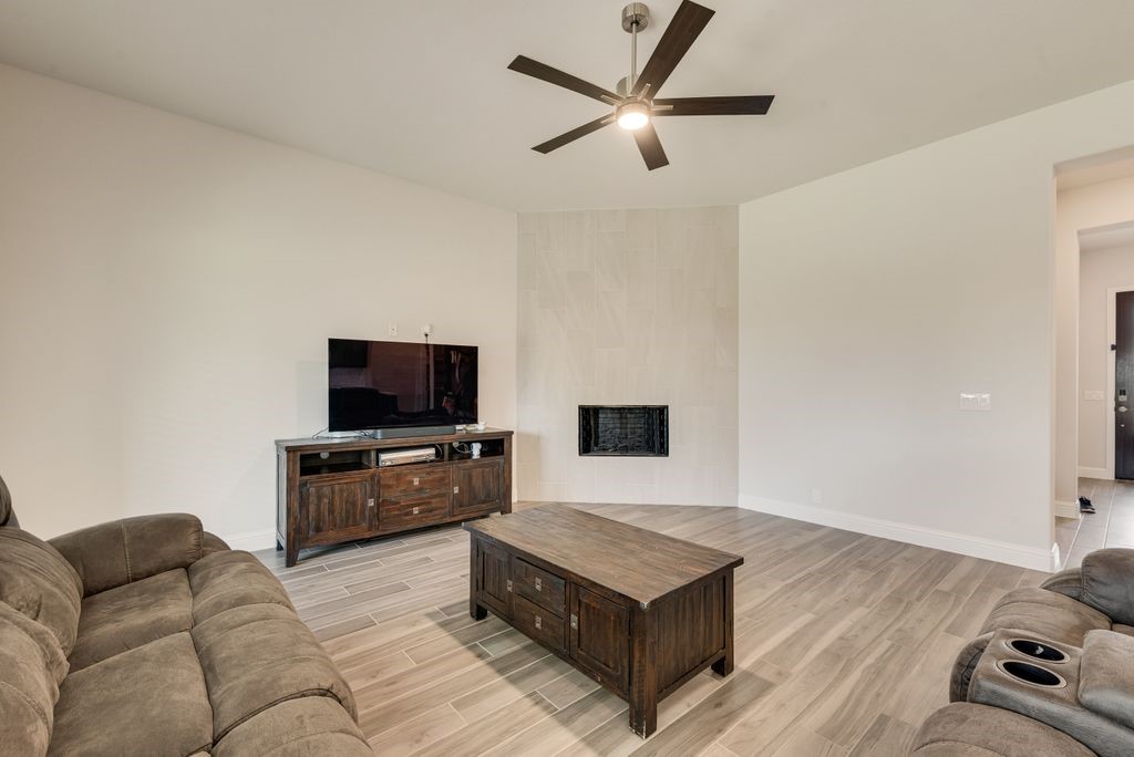 3034 Kenna Court Midlothian TX 76065