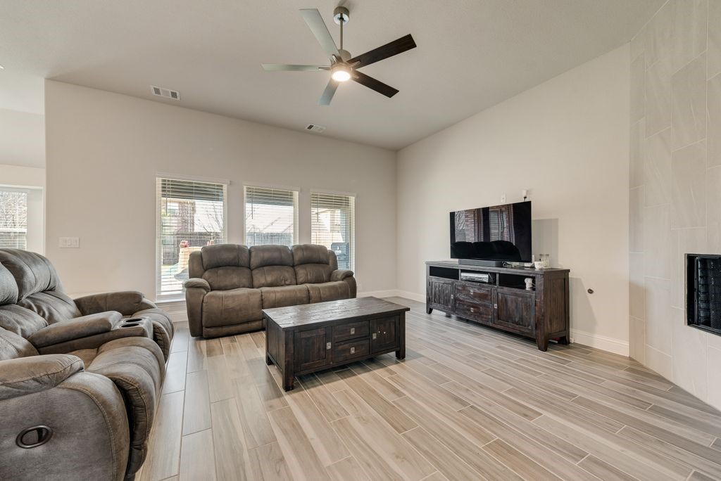 3034 Kenna Court Midlothian TX 76065