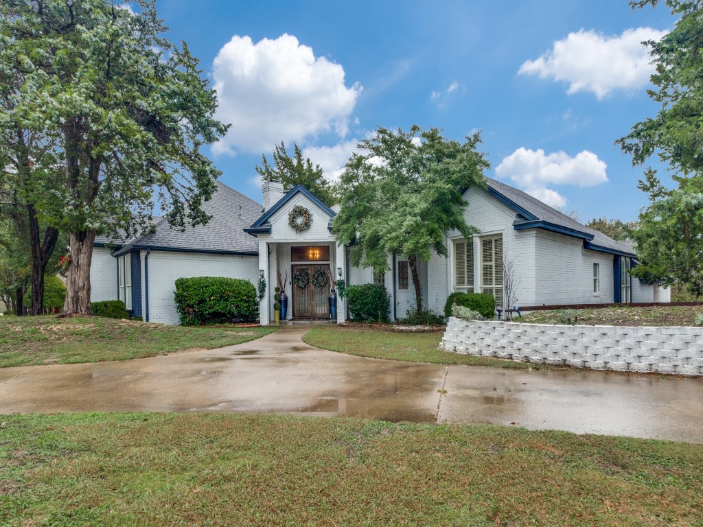 1828 Valley View Drive Cedar Hill TX 75104