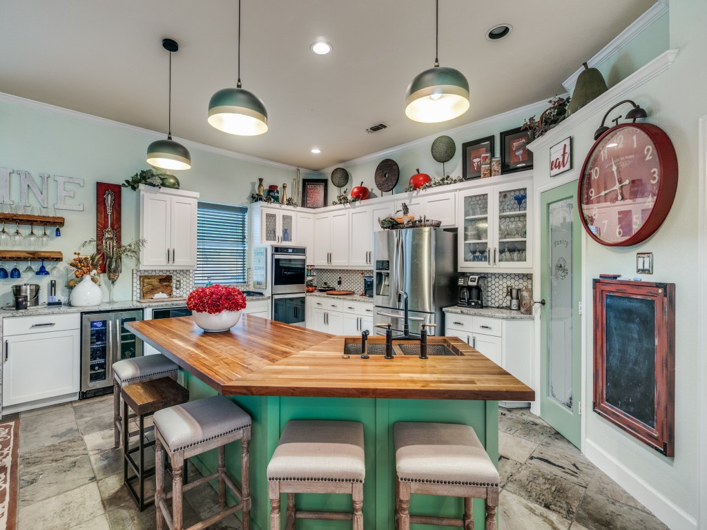 1828 Valley View Drive Cedar Hill TX 75104