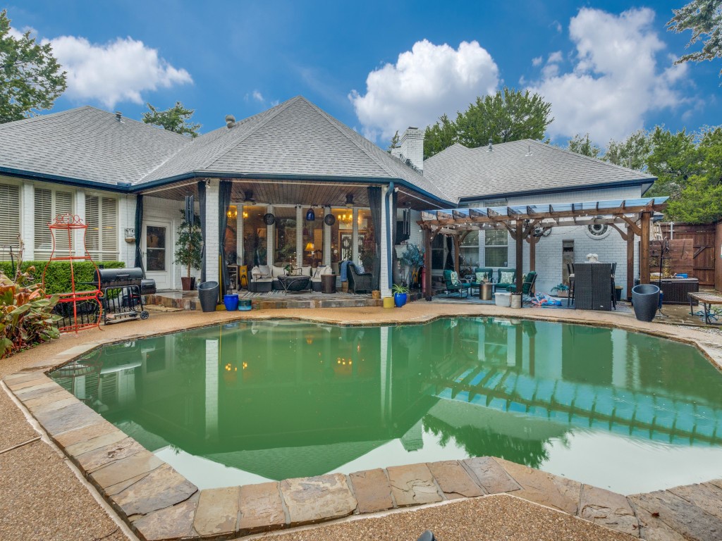 1828 Valley View Drive Cedar Hill TX 75104