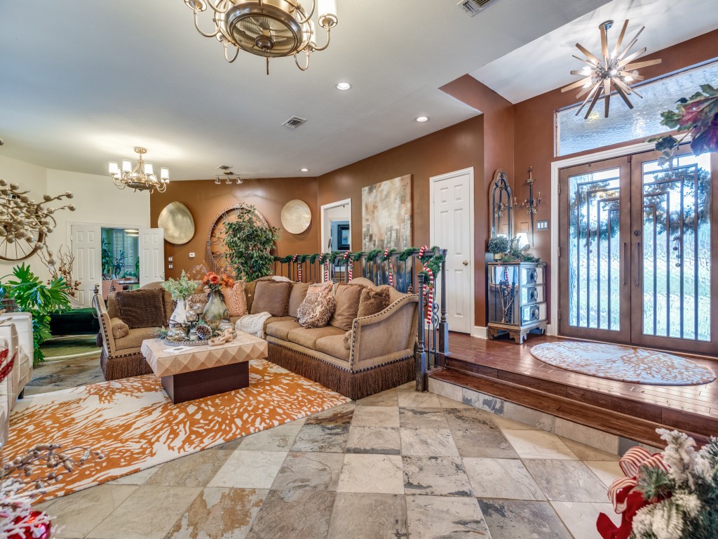 1828 Valley View Drive Cedar Hill TX 75104