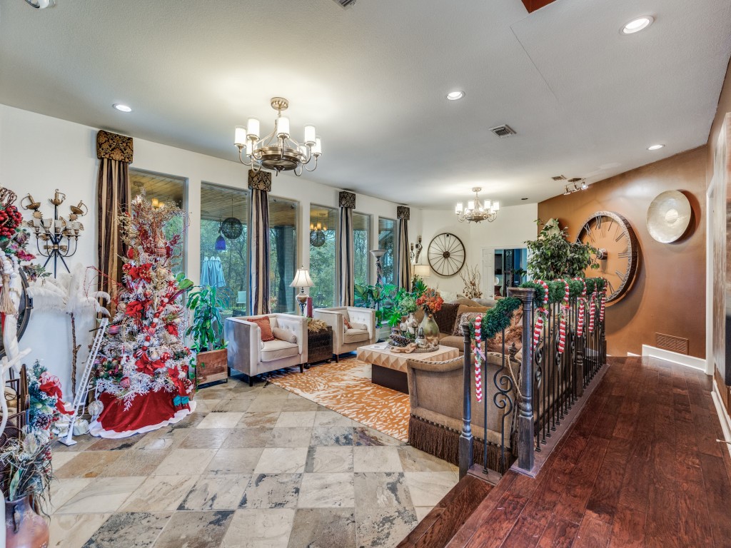 1828 Valley View Drive Cedar Hill TX 75104