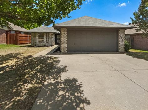 10236 Maria Drive Fort Worth TX 76108