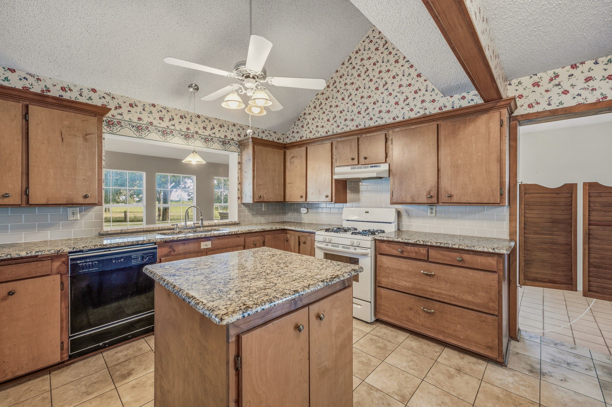 1001 Highway 587 De Leon TX 76444