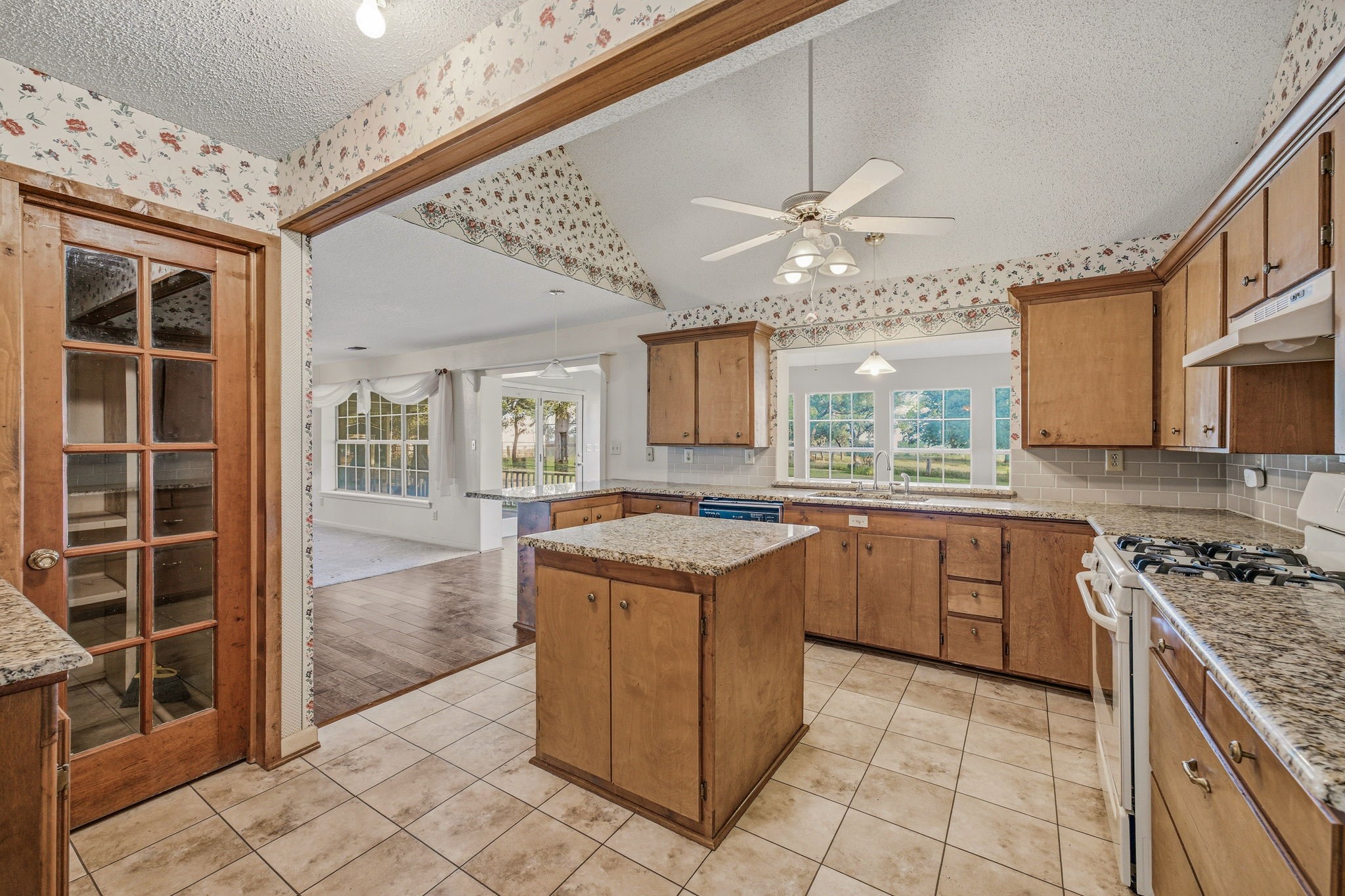 1001 Highway 587 De Leon TX 76444