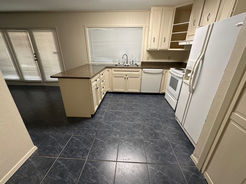 357 Fieldside Drive Garland TX 75043