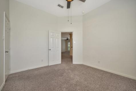 8516 Hudson Street North Richland Hills TX 76180