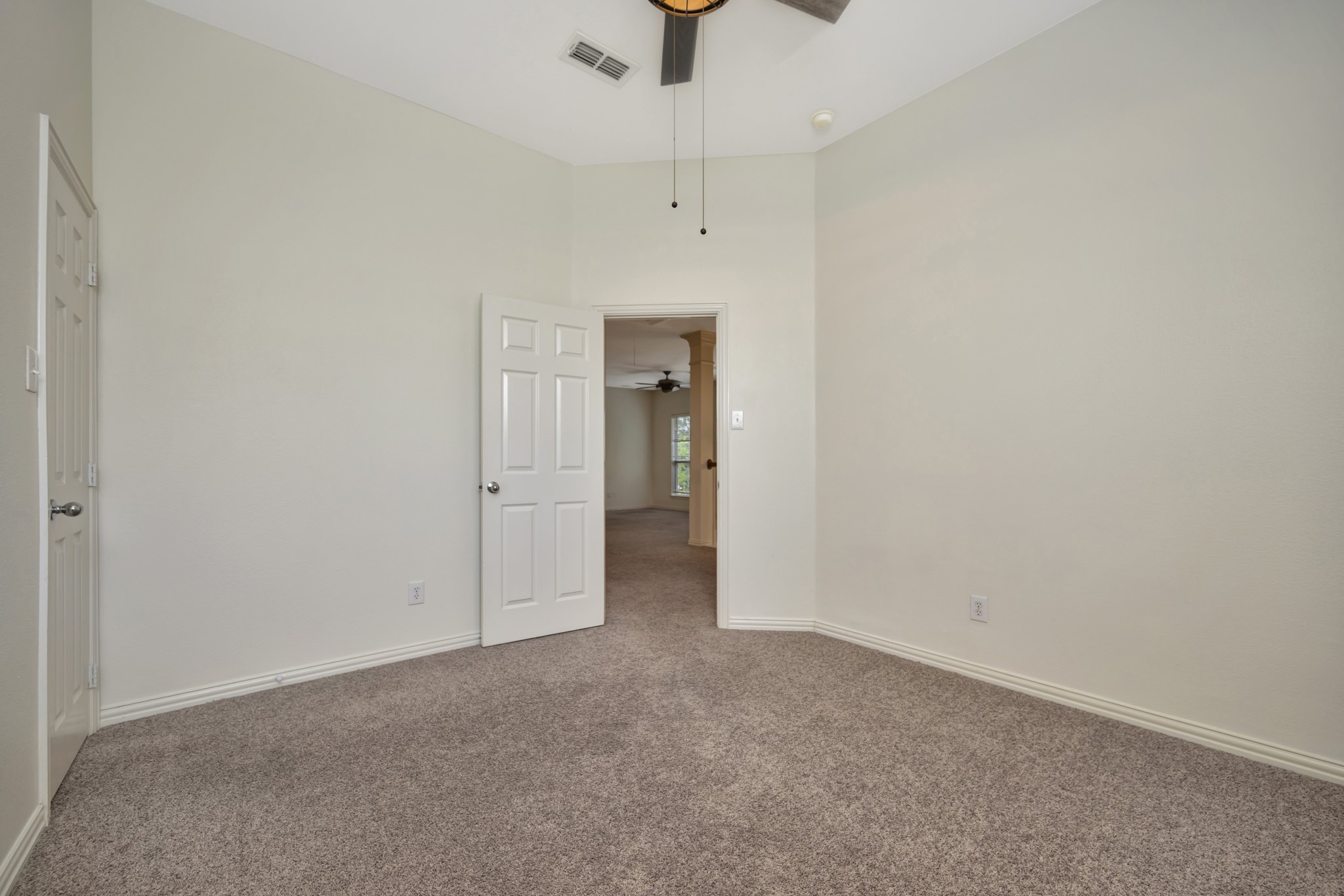 8516 Hudson Street North Richland Hills TX 76180