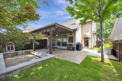 8516 Hudson Street North Richland Hills TX 76180