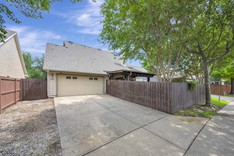8516 Hudson Street North Richland Hills TX 76180