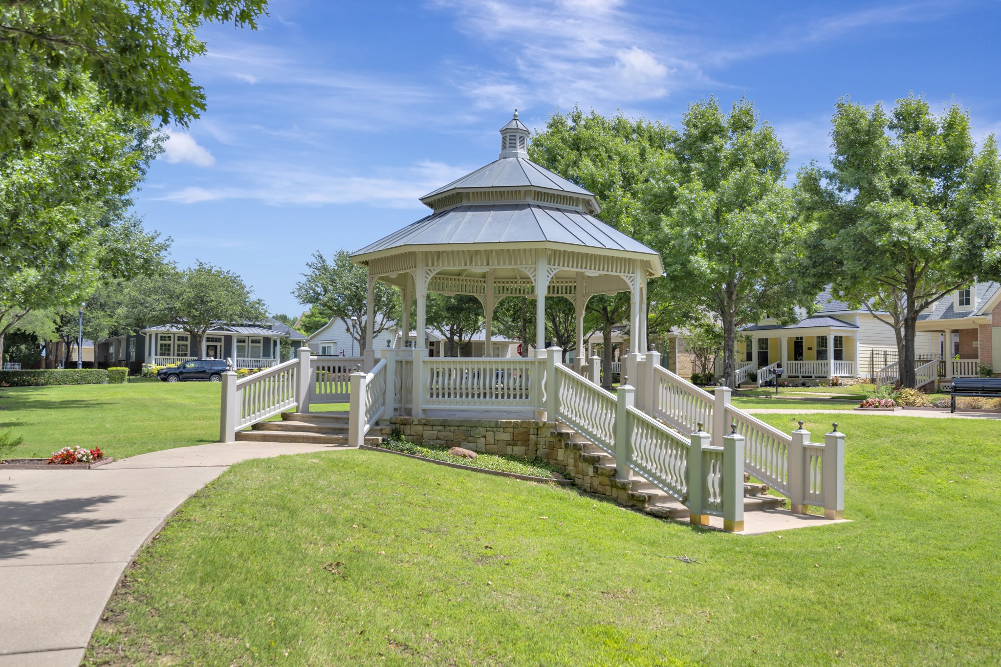 8516 Hudson Street North Richland Hills TX 76180