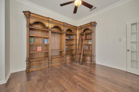 8516 Hudson Street North Richland Hills TX 76180