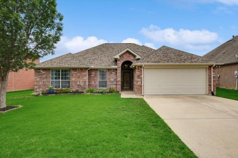 920 Robbins Way Saginaw TX 76179