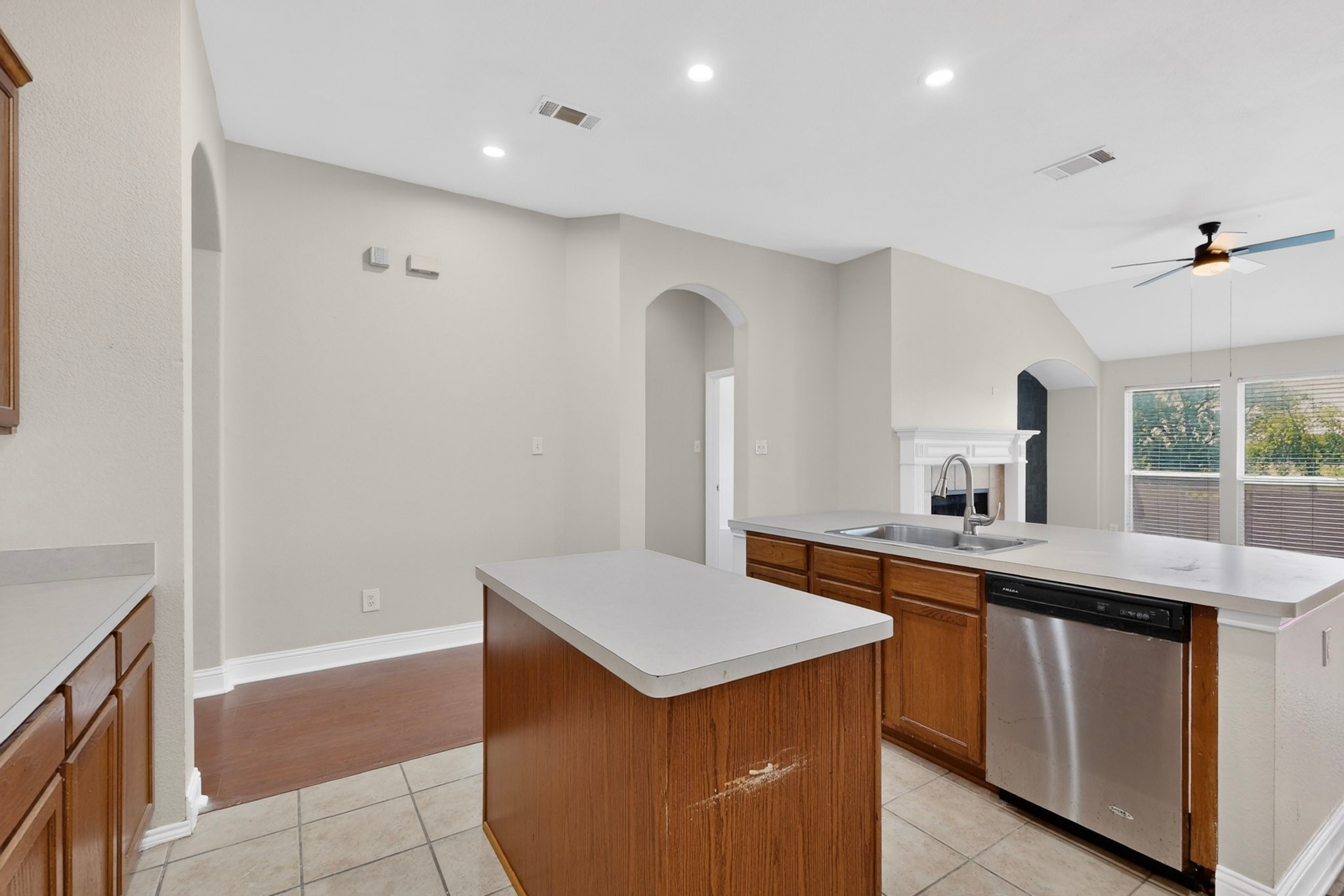 7911 Decoy Drive Arlington TX 76002