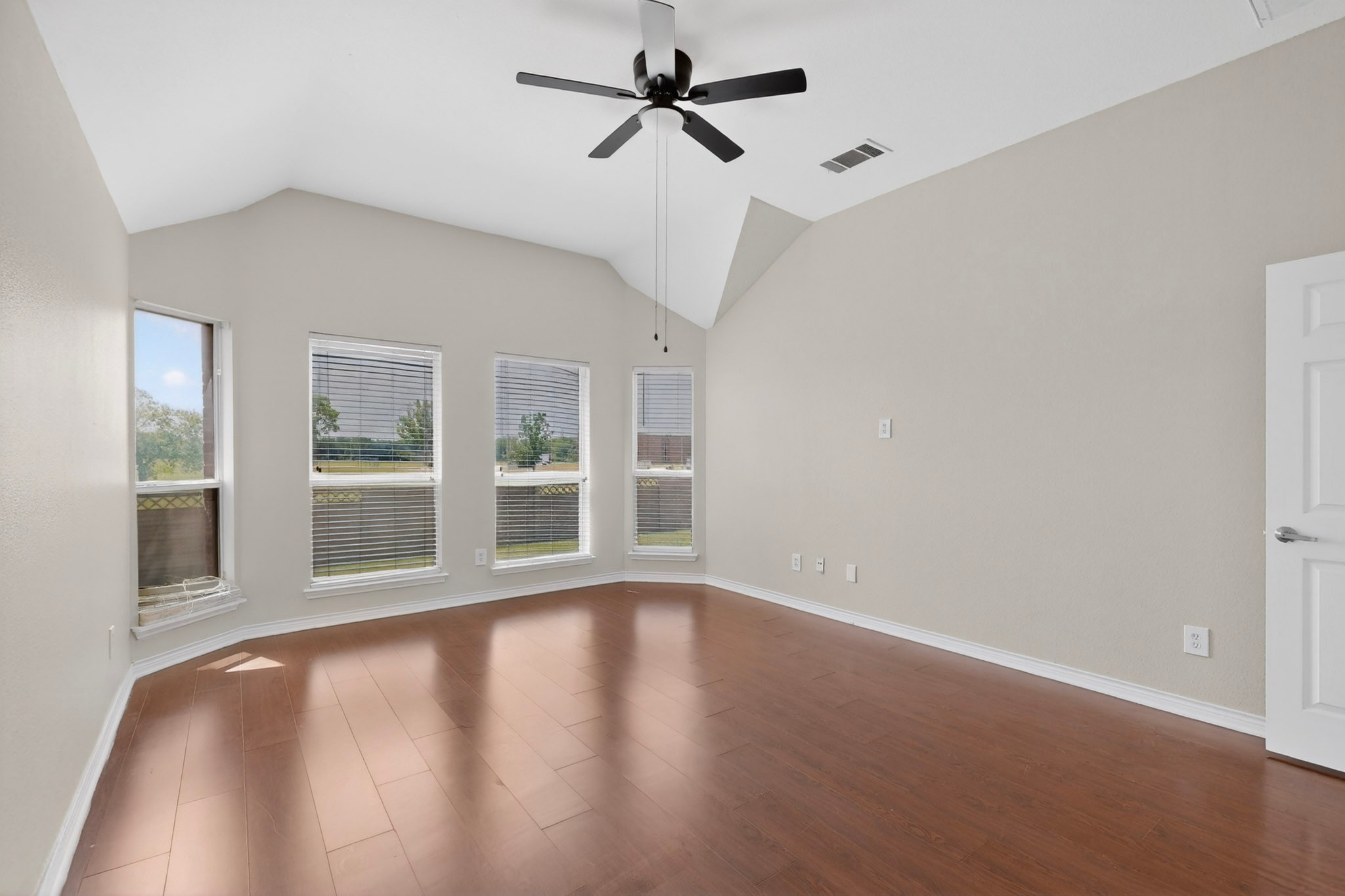 7911 Decoy Drive Arlington TX 76002