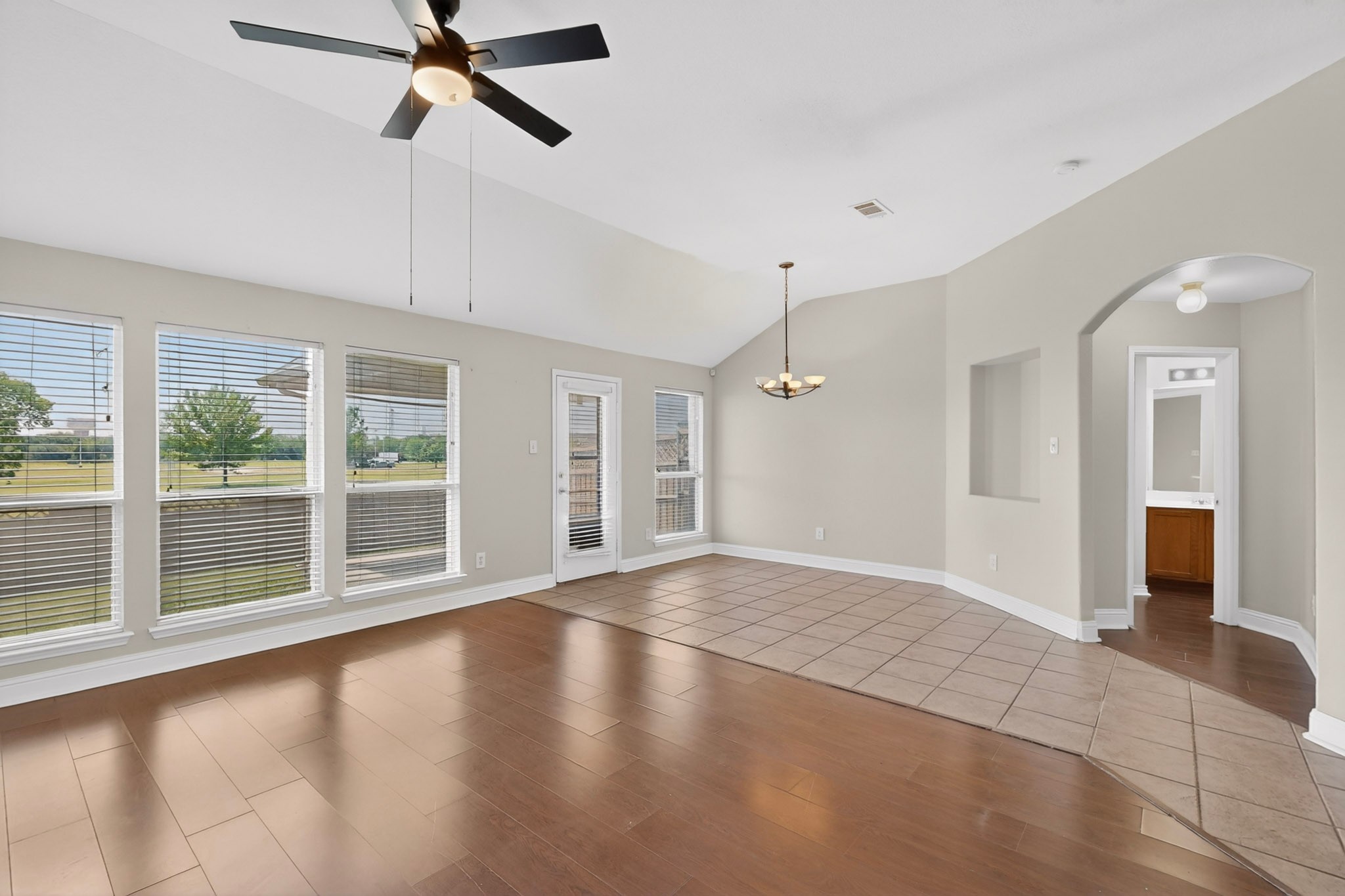 7911 Decoy Drive Arlington TX 76002