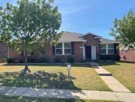 2809 Kerrville Drive Mesquite TX 75181