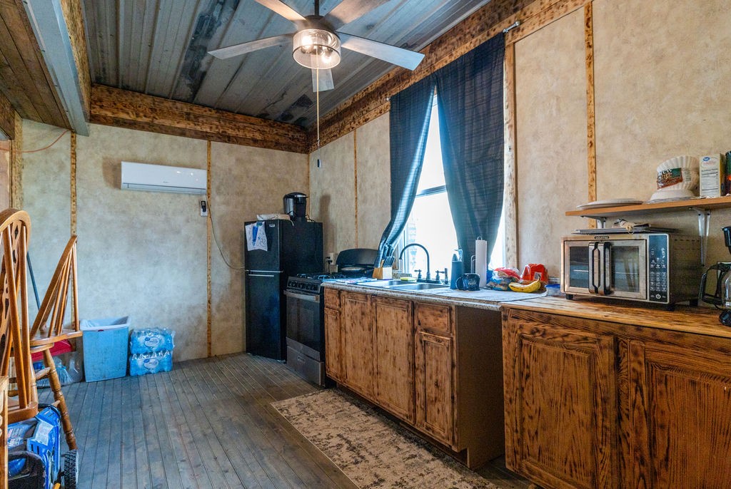 107 Harland Drive Whitney TX 76692