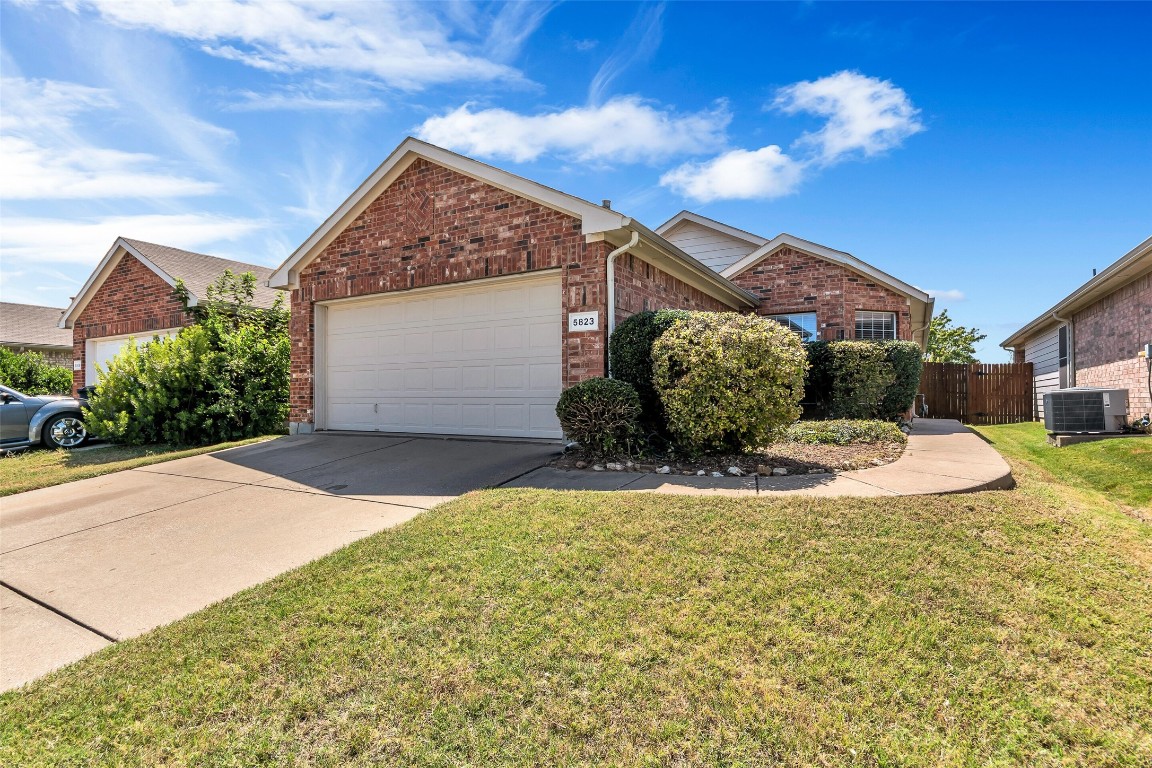5823 Melanie Court Fort Worth TX 76131