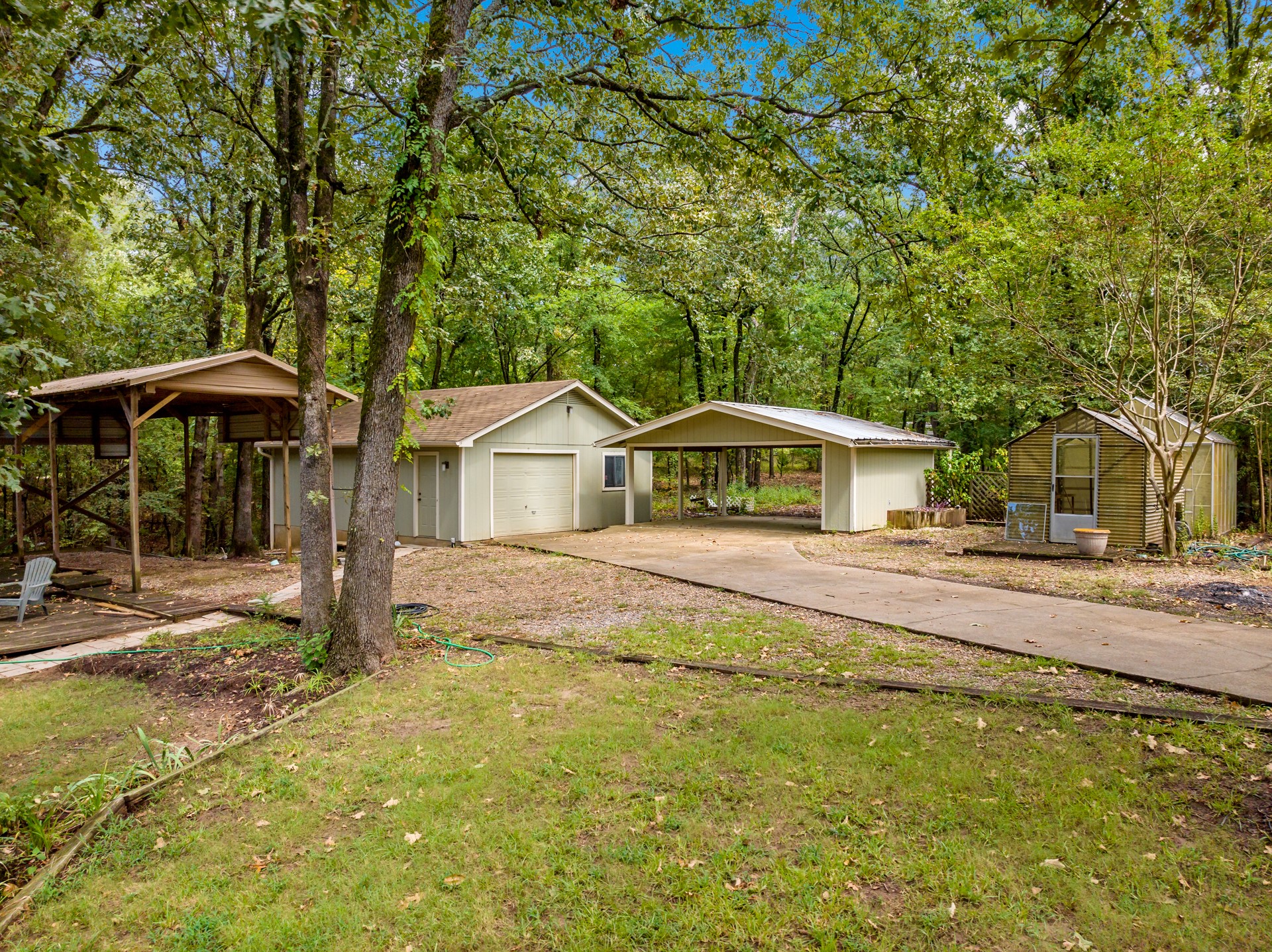 147 County Road 2608 Pittsburg TX 75686