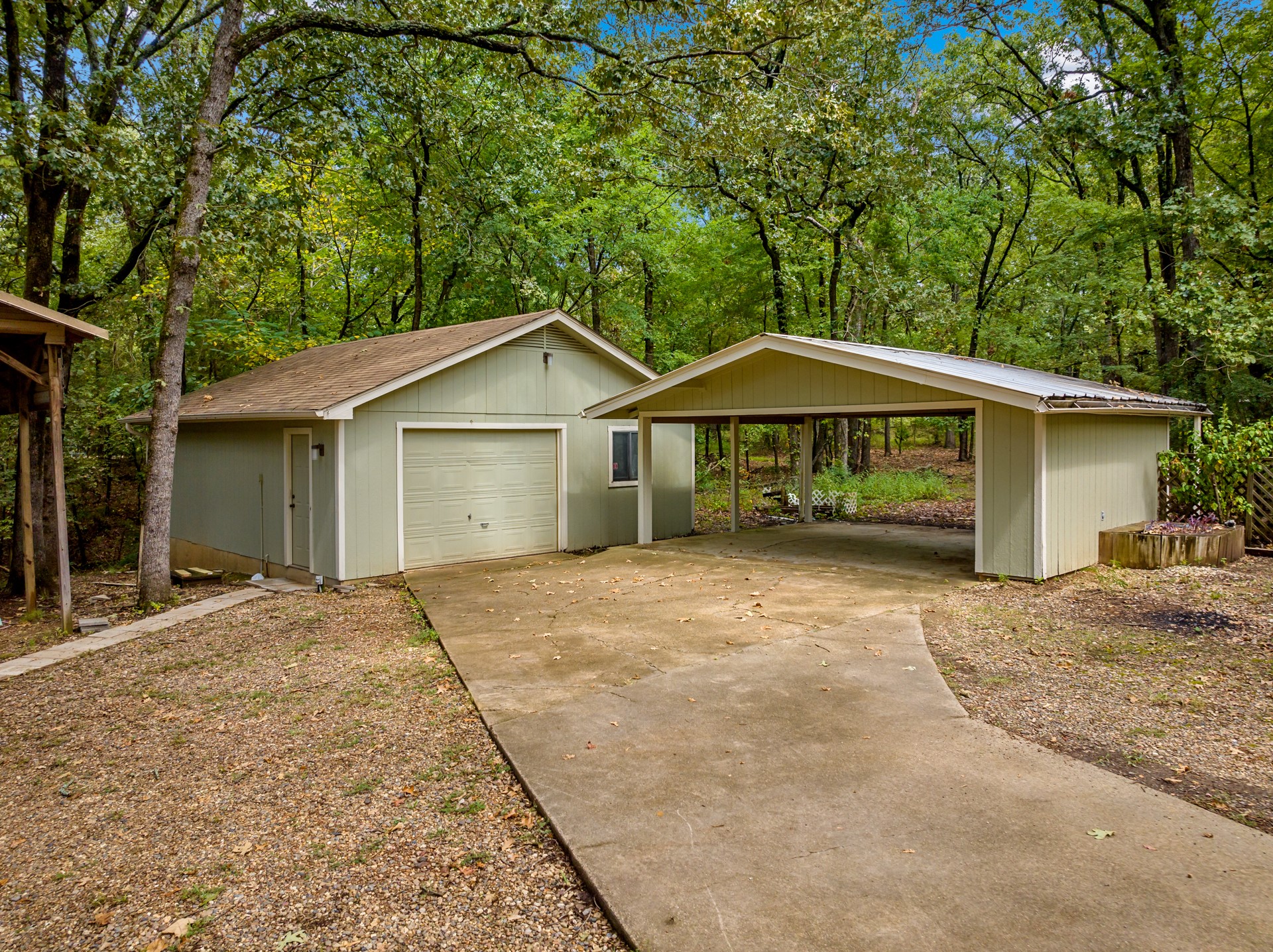 147 County Road 2608 Pittsburg TX 75686