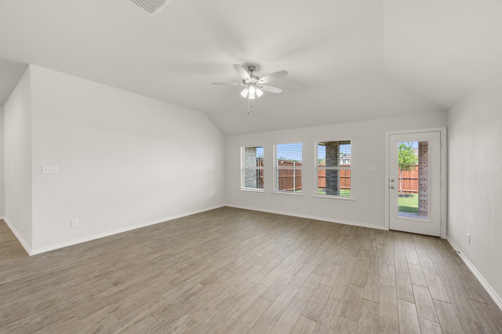 2837 Hay Lane Midlothian TX 76065