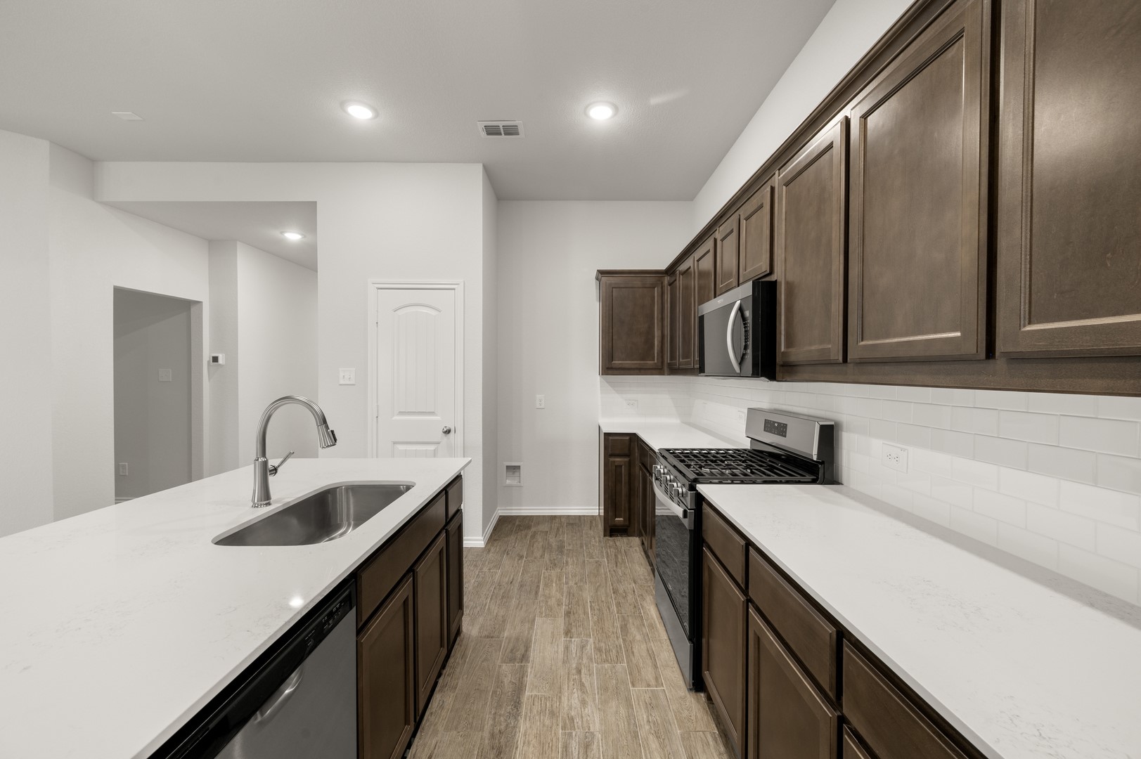 2837 Hay Lane Midlothian TX 76065