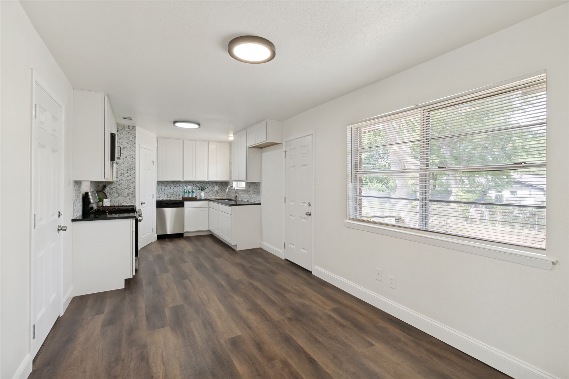 1421 Summit Street Mesquite TX 75149