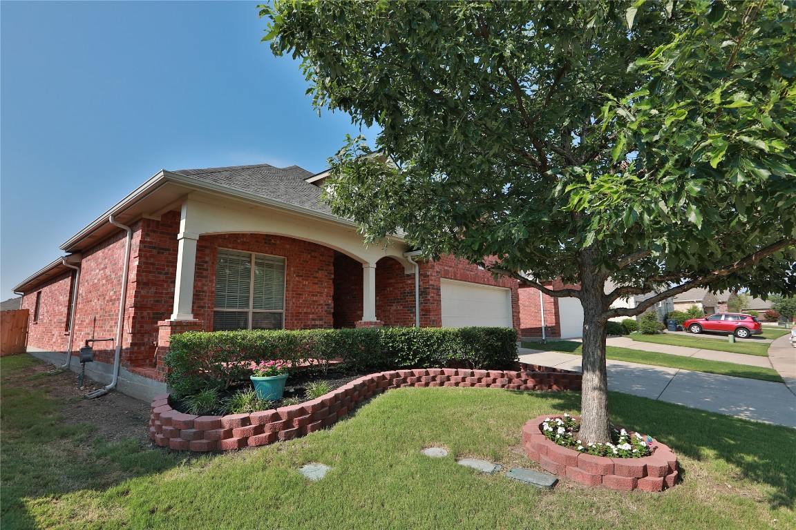2016 Frosted Willow Lane Fort Worth TX 76177
