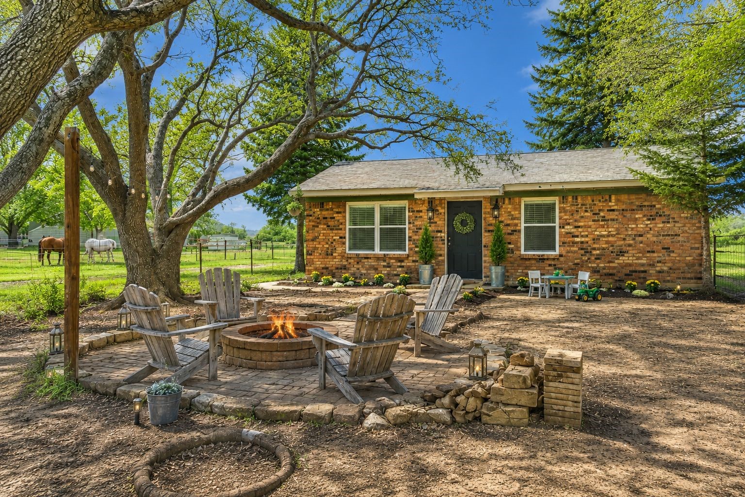 2762 W Highway 199 Springtown TX 76082