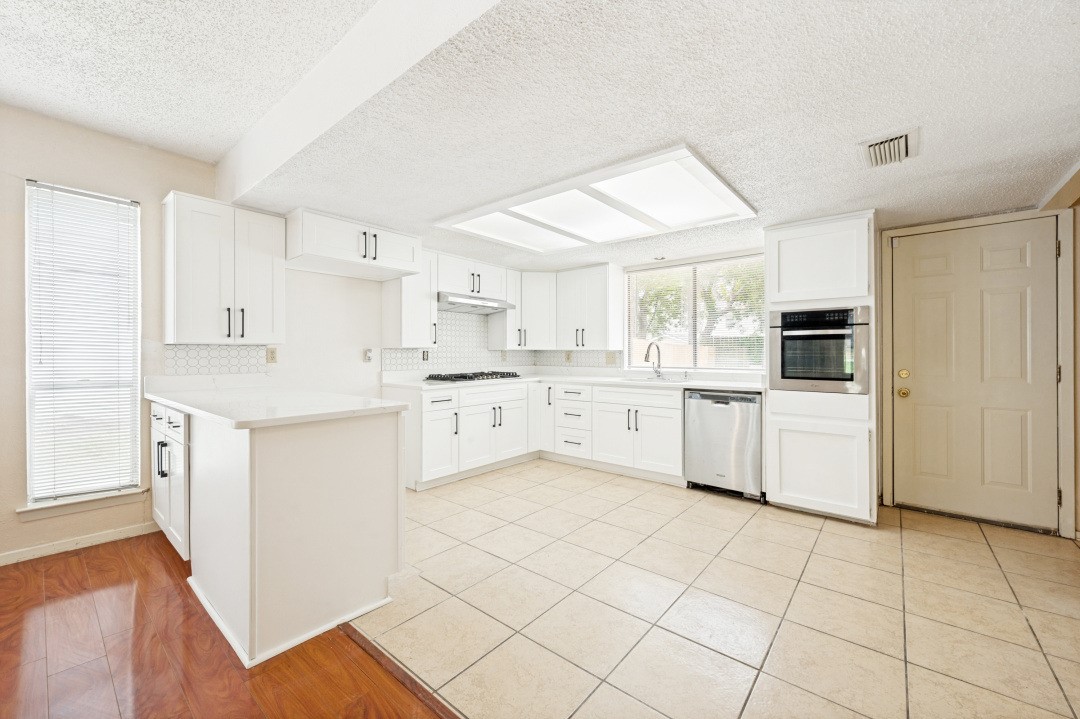 3544 Esplendor Avenue Irving TX 75062