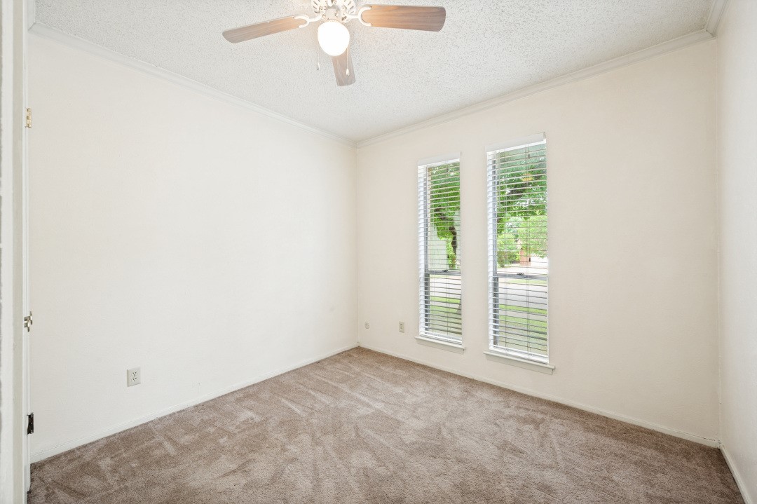 3544 Esplendor Avenue Irving TX 75062